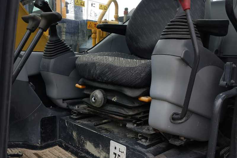 OmecoHub - Immagine KOMATSU PC138US-11